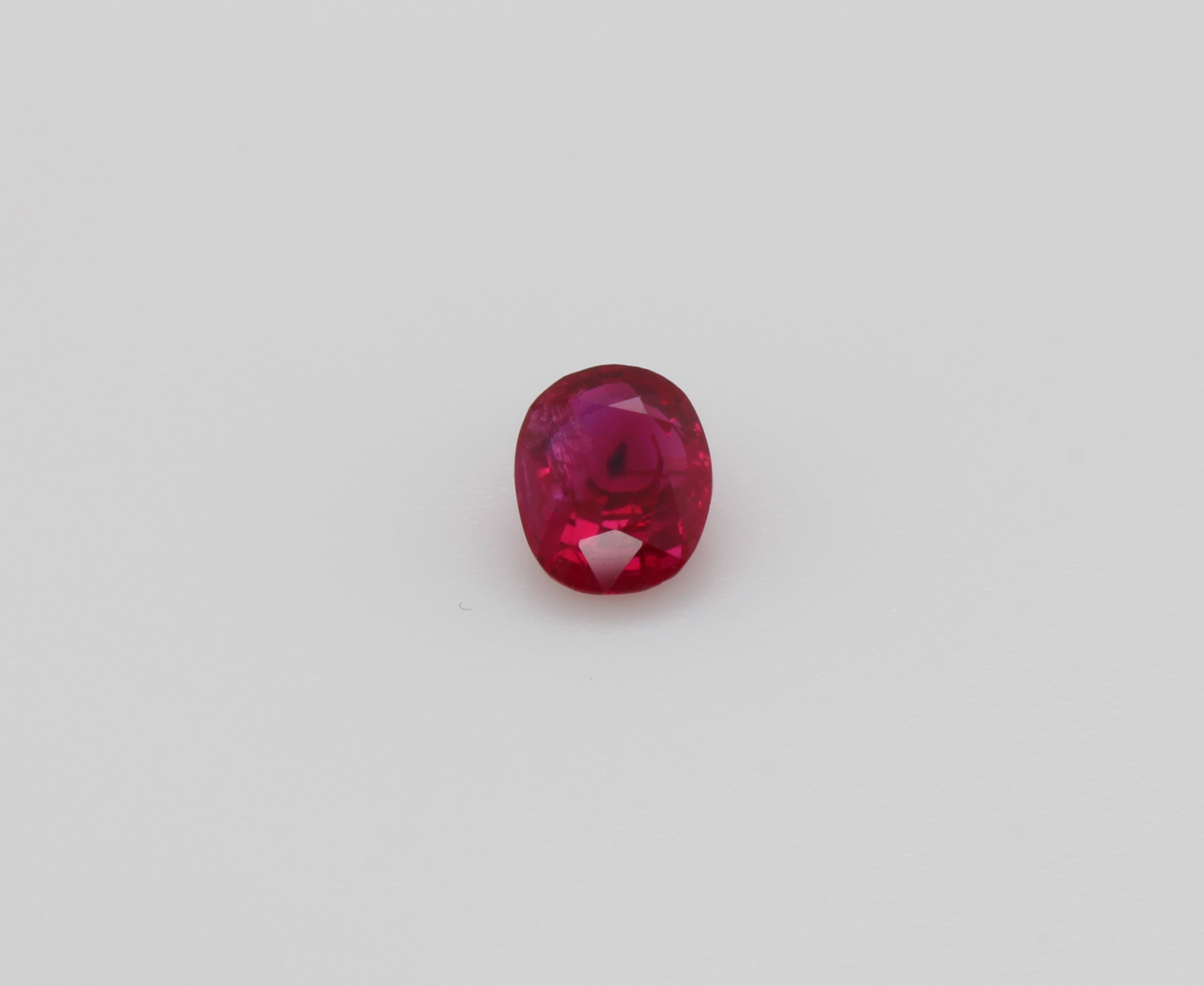 OVAL BURMA Ruby